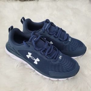 Under Armour Charged Assert 9 running shoes size 8.5. New without tags o…